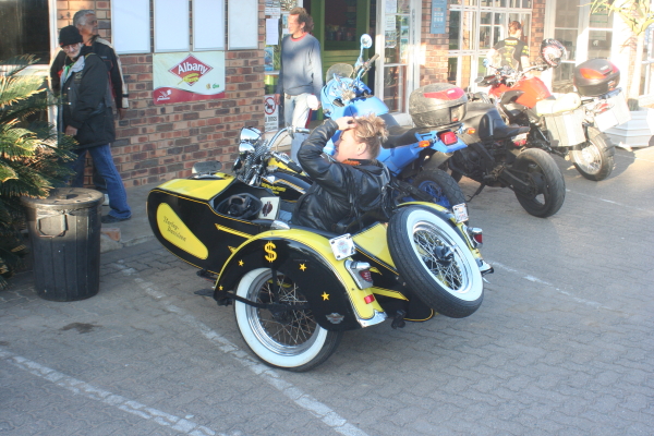 Dragon 150052.JPG